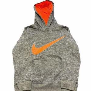 NIKE Boys Size 6(M) Therma-FIT Fleece Space-Dyed Hoodie